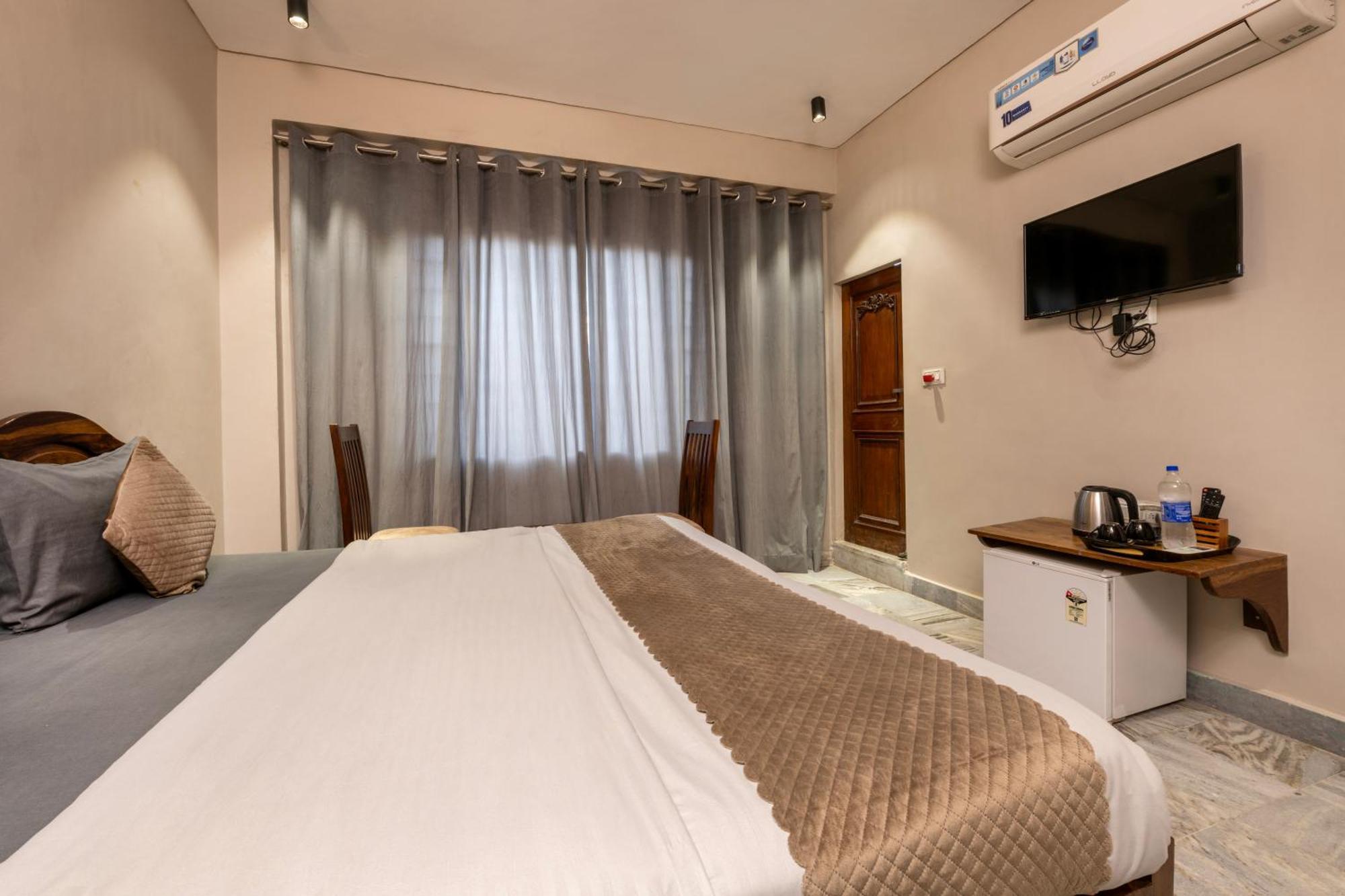 Wake N Flow Boutique Stay By Jsh ジャイプール 部屋 写真